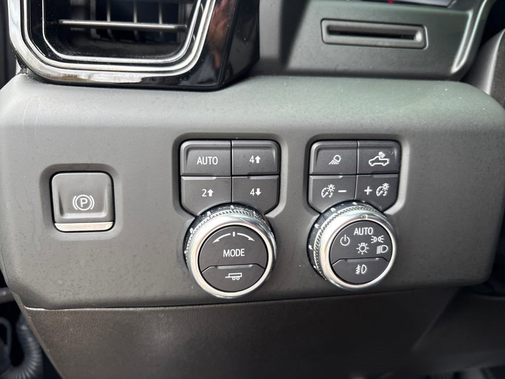 Certified 2024 GMC Sierra 1500 AT4 w/ AT4 Premium Package AWD/4WD image 22