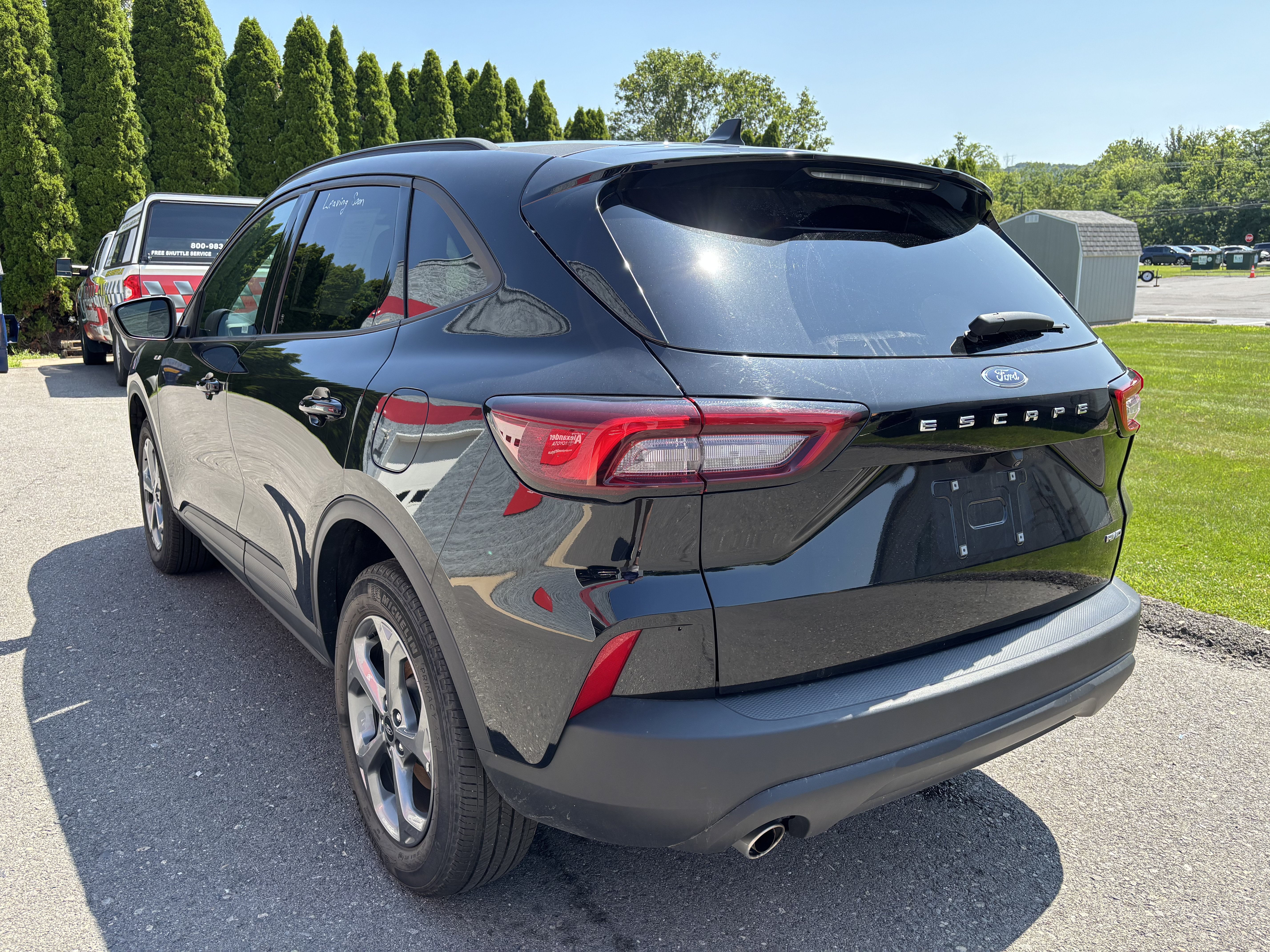 Used 2025 Ford Escape ST-Line AWD/4WD image 6