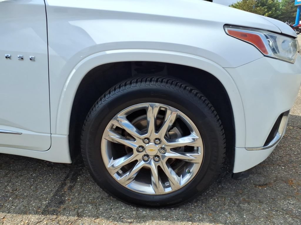 Used 2018 Chevrolet Traverse High Country AWD/4WD image 27