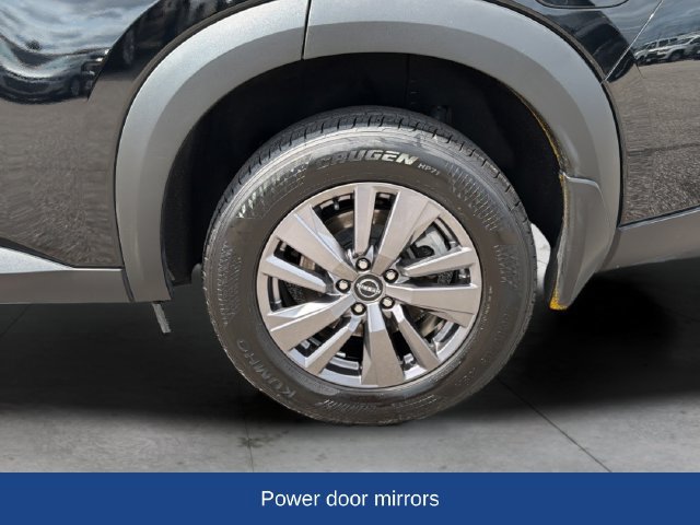 Used 2023 Nissan Pathfinder SV AWD/4WD image 30