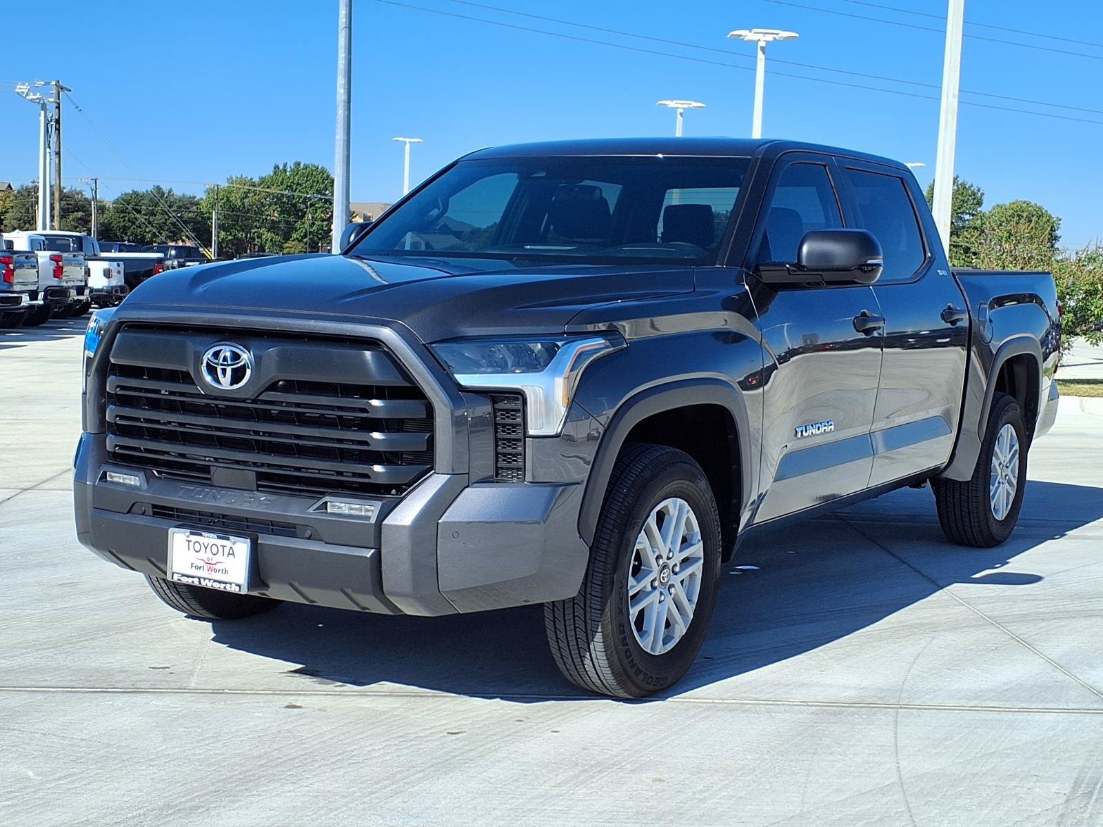 Used 2026 Toyota Tundra SR5 w/ SR5 Convenience Package AWD/4WD image 3