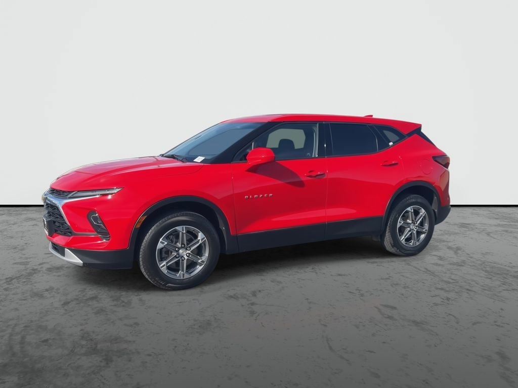 Used 2023 Chevrolet Blazer LT image 4