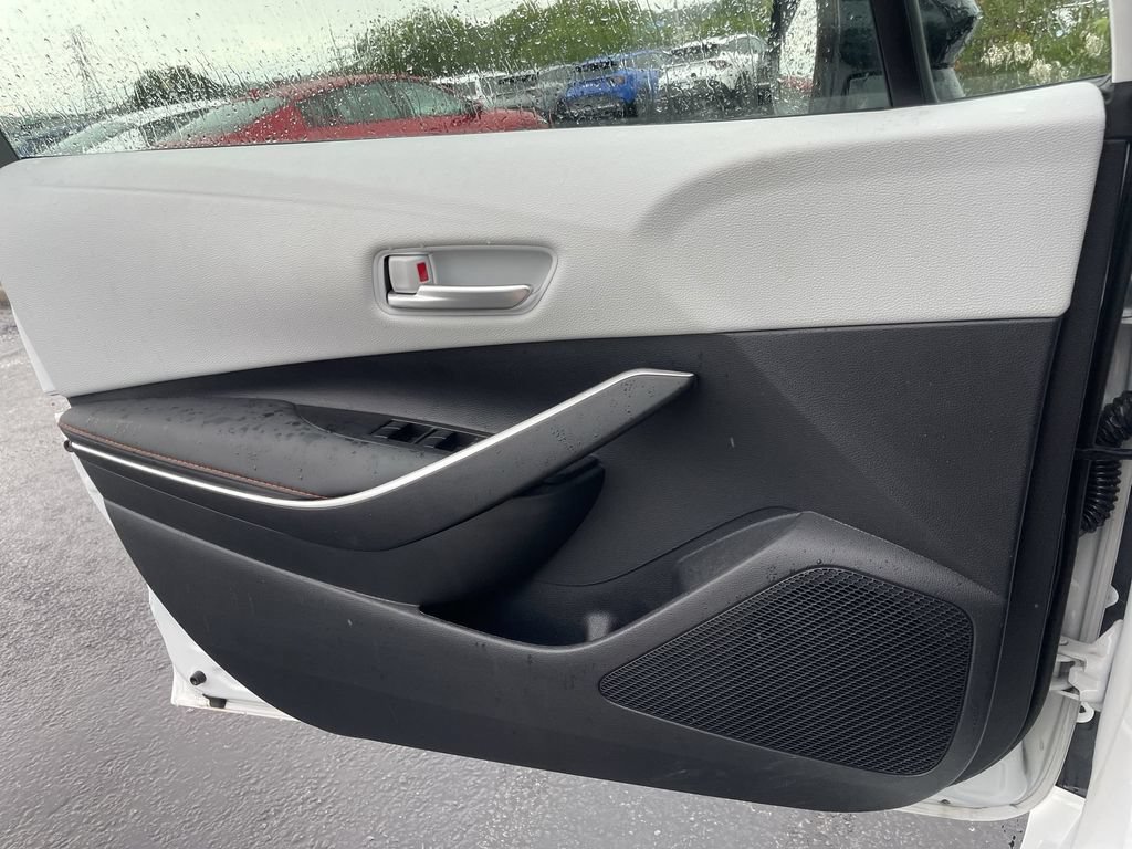 Used 2025 Toyota Corolla FX w/ Convenience Package FWD image 18