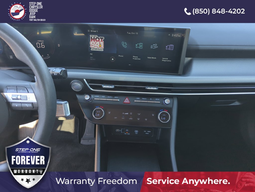 Used 2025 Hyundai Sonata SEL FWD image 23