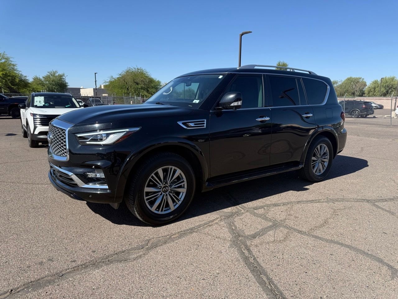 Used 2021 INFINITI QX80 Luxe w/ Cargo Package RWD image 1