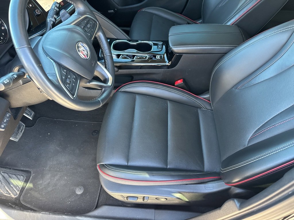 Used 2022 Buick Envision Essence w/ Technology Package I image 15