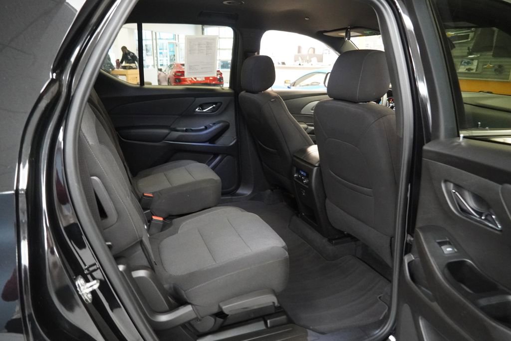 Certified 2023 Chevrolet Traverse LT image 24