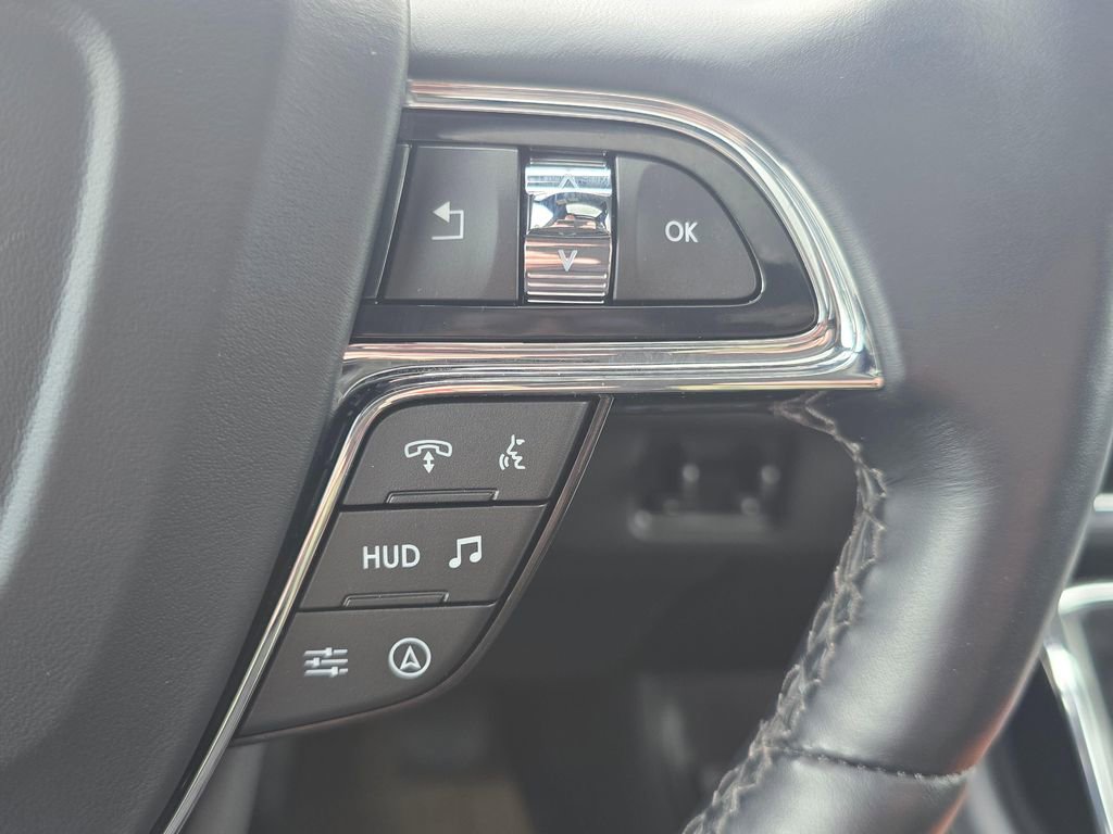 Used 2024 Lincoln Navigator L Reserve image 34