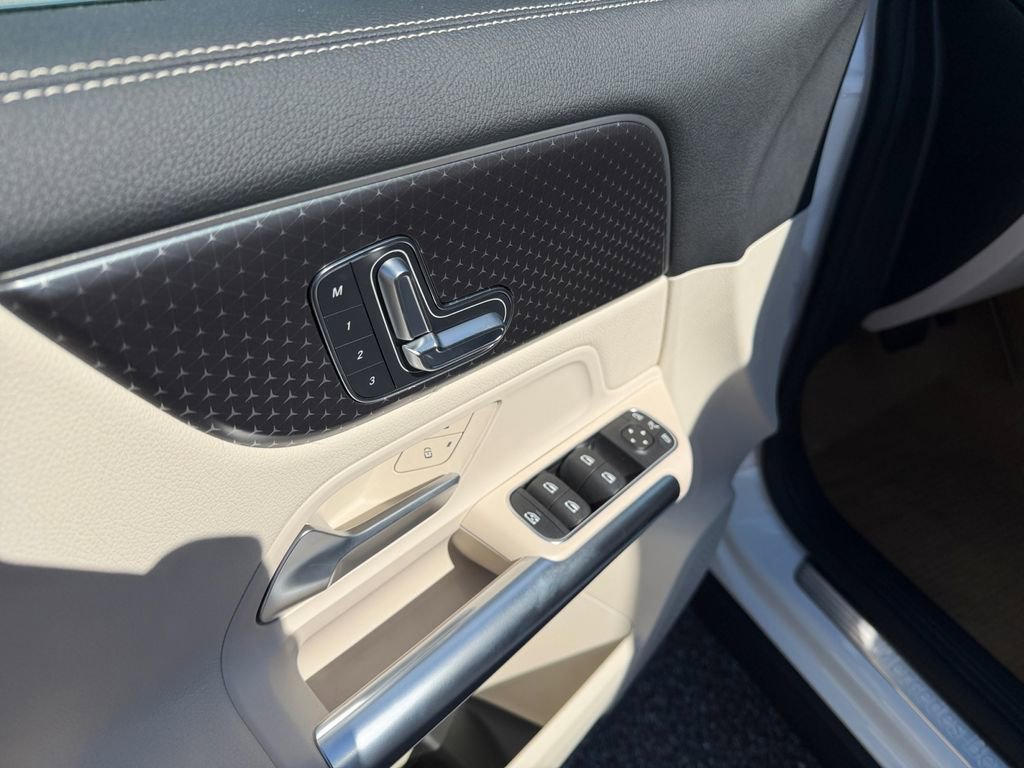 New 2026 Mercedes-Benz GLA 250 image 17