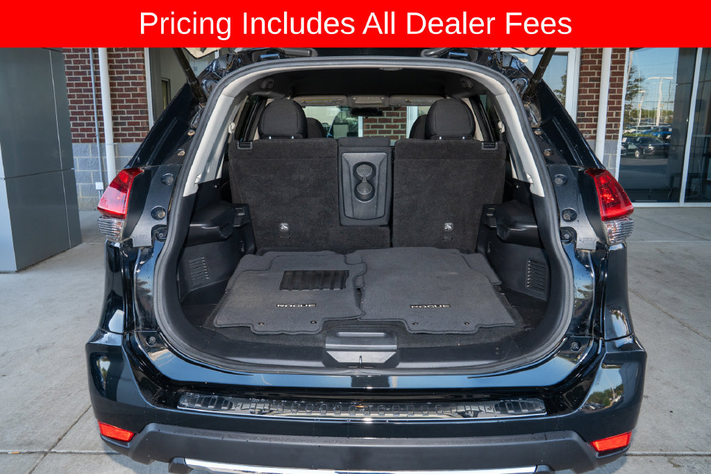 Used 2018 Nissan Rogue SV FWD image 5
