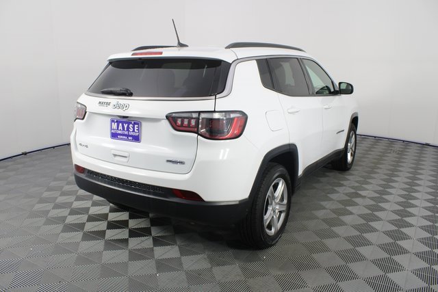 Used 2024 Jeep Compass Latitude image 23