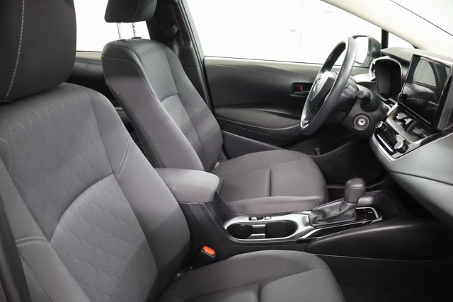 Used 2024 Toyota Corolla LE FWD image 25