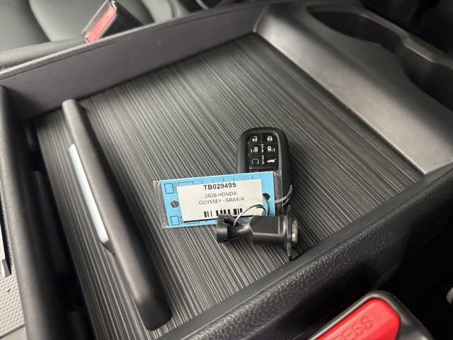 Certified 2026 Honda Odyssey Touring image 37
