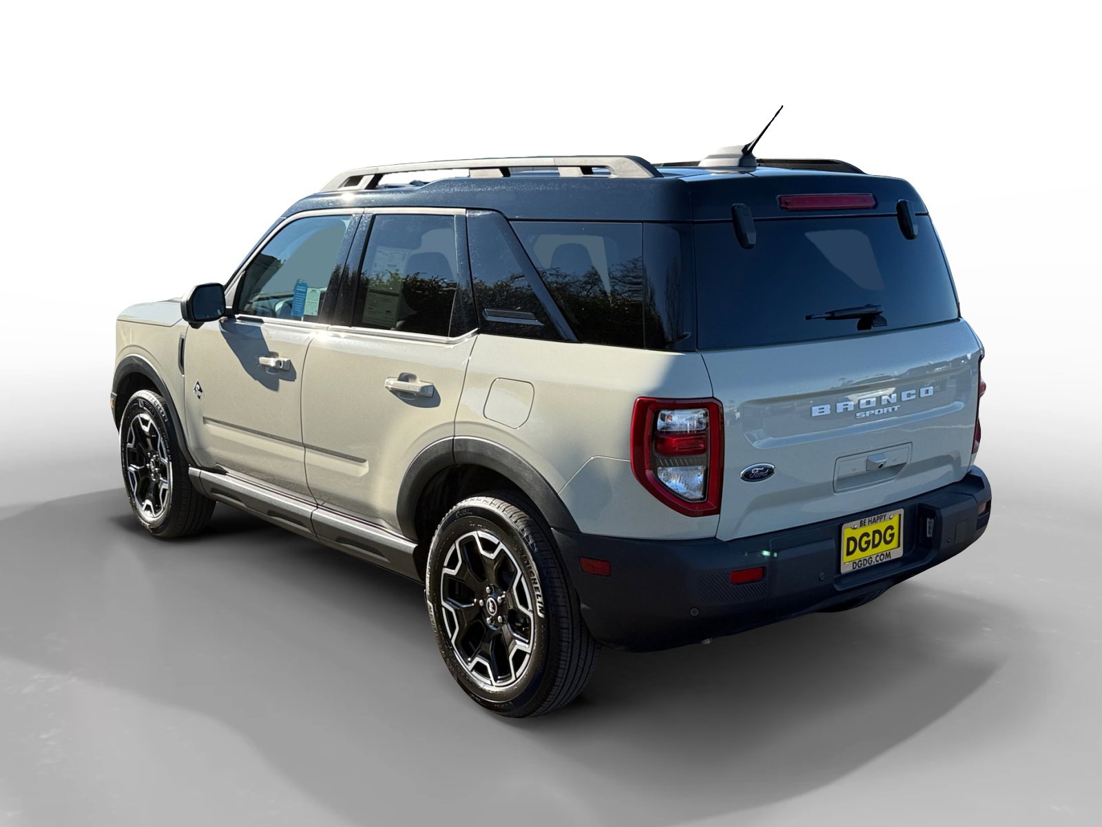 Used 2025 Ford Bronco Sport Outer Banks w/ Outer Banks Tech Package+ image 3