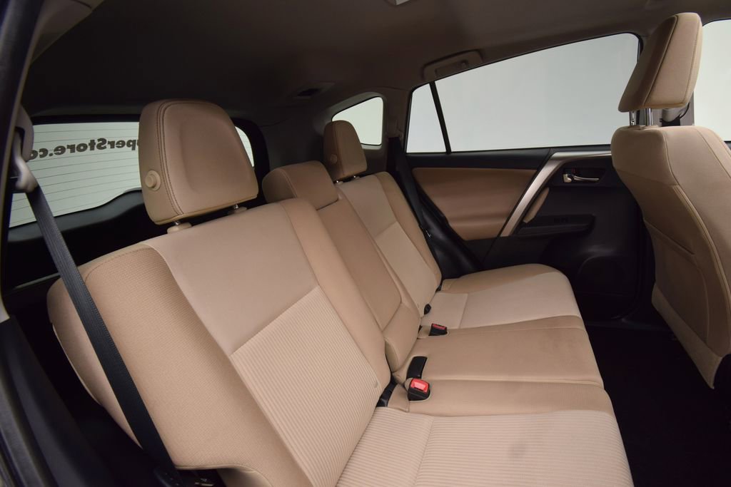 Used 2015 Toyota RAV4 XLE image 22