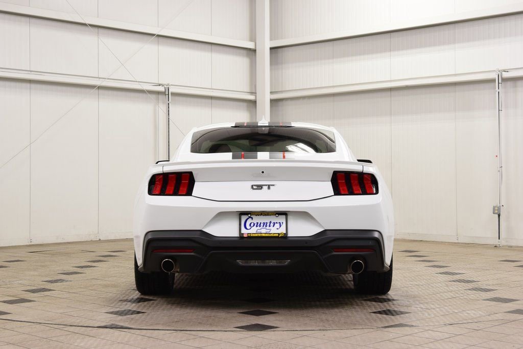 Used 2024 Ford Mustang GT Premium image 6