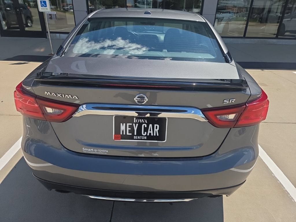 Used 2017 Nissan Maxima SR w/ Midnight Edition FWD image 5