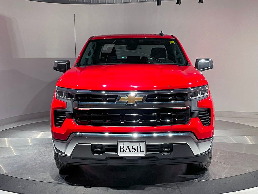Used 2024 Chevrolet Silverado 1500 LT image 9