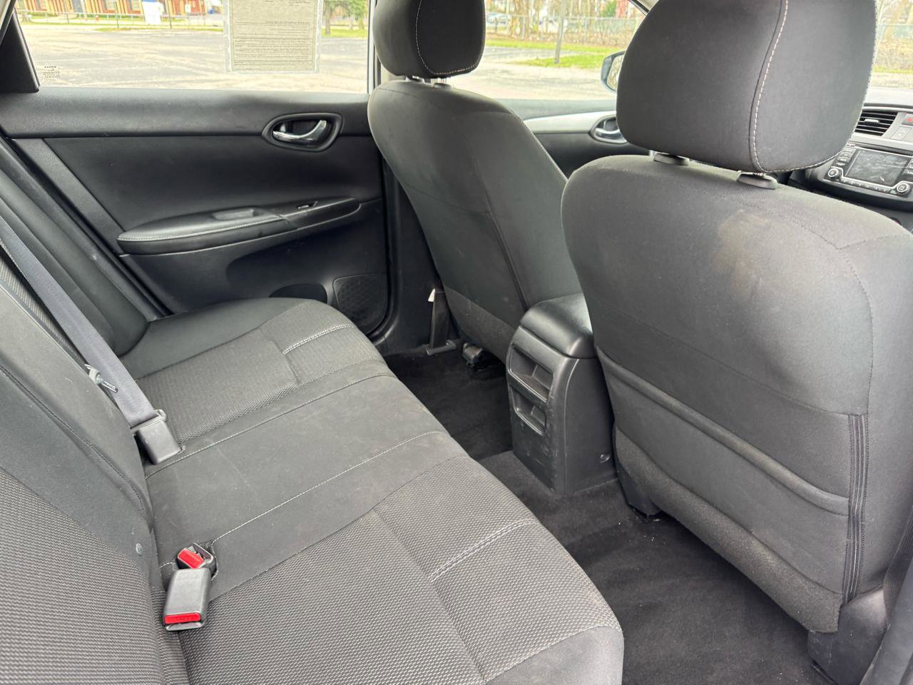 Used 2018 Nissan Sentra S image 37