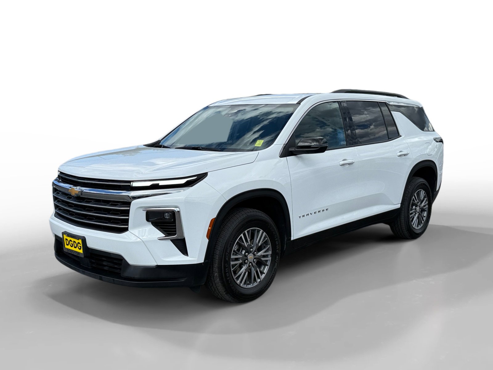 Used 2025 Chevrolet Traverse LT