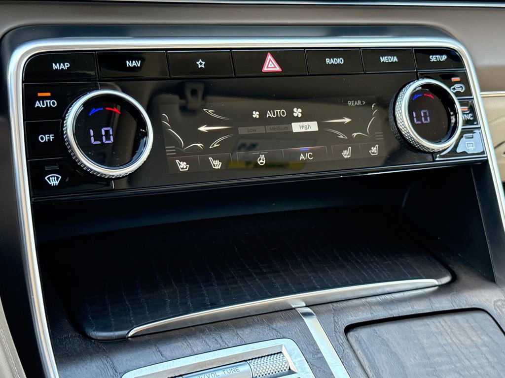 Used 2024 Genesis GV80 2.5T w/ Prestige Package image 23