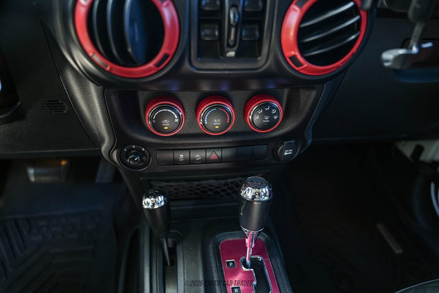 Used 2018 Jeep Wrangler Unlimited Sport S AWD/4WD image 25