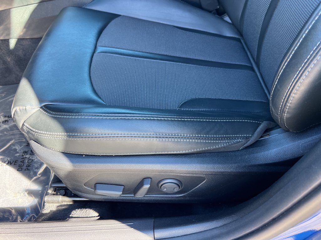 Certified 2022 Kia K5 GT-Line FWD image 11