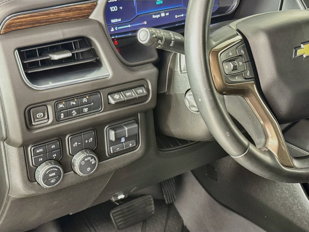 Used 2023 Chevrolet Tahoe High Country AWD/4WD image 10