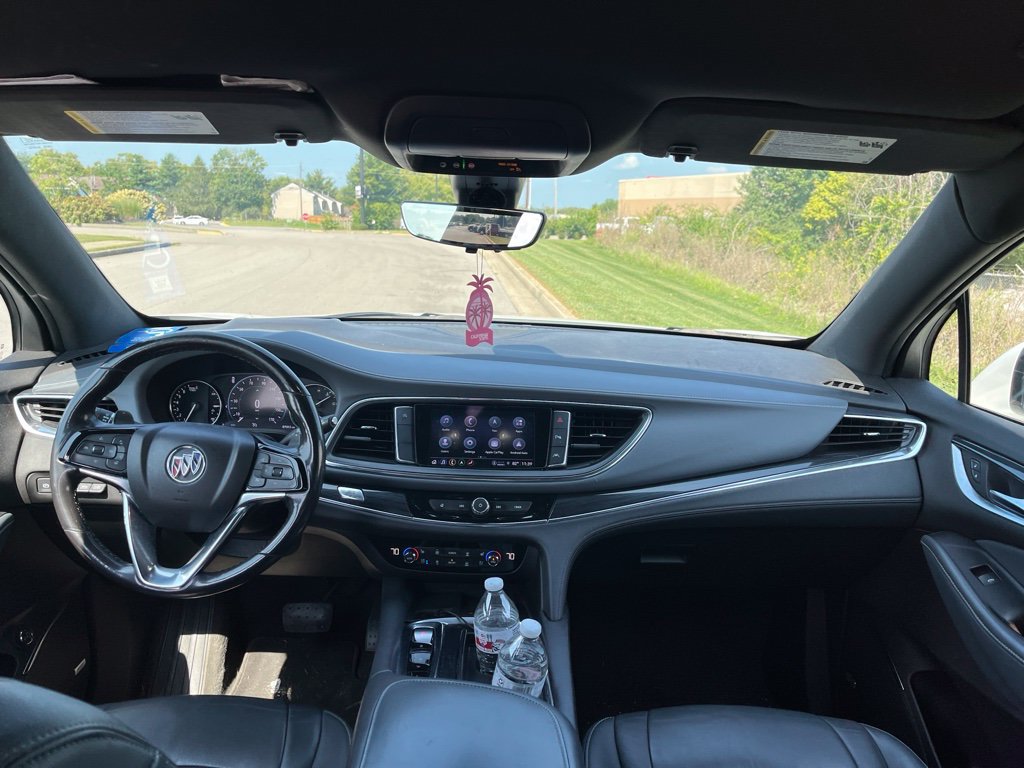 Used 2022 Buick Enclave Premium FWD image 5