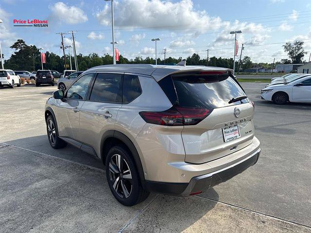 Certified 2025 Nissan Rogue SL AWD/4WD image 5