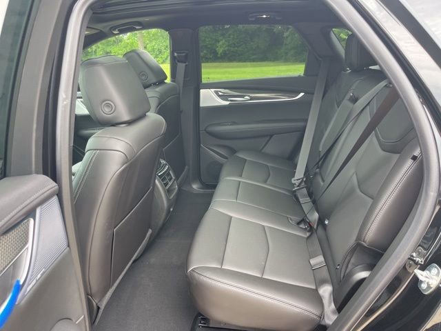 New 2026 Cadillac XT5 Sportv w/ LPO, Floor Liner Package AWD/4WD image 45