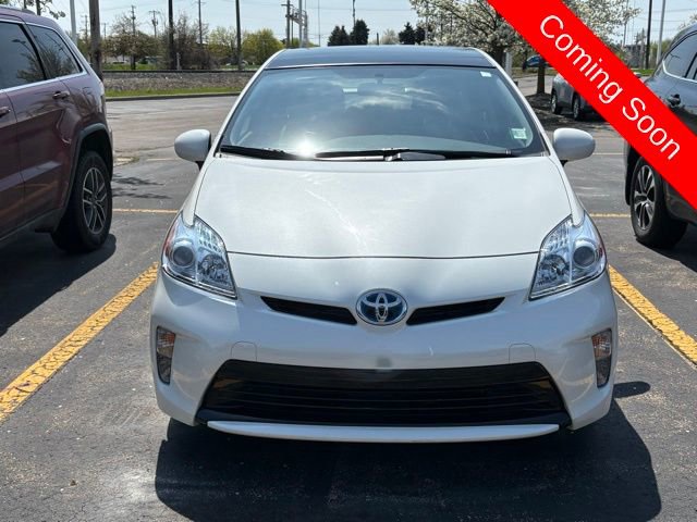 Used 2014 Toyota Prius Three w/ Solar Roof Package FWD image 2