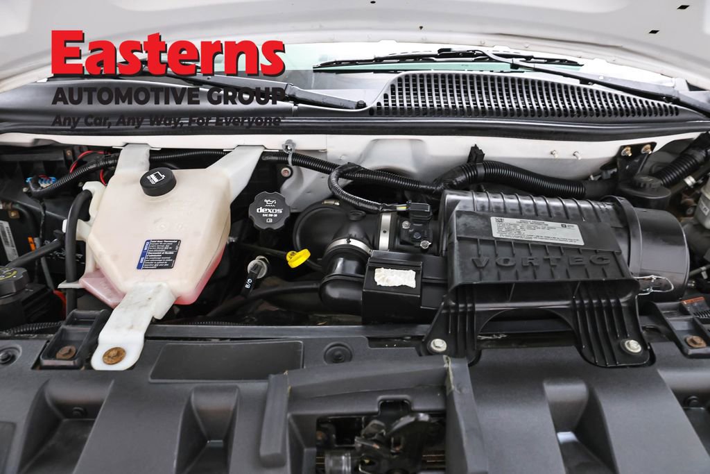 Used 2017 Chevrolet Express 3500 RWD image 7