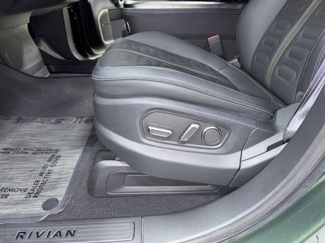 Used 2023 Rivian R1T Adventure AWD/4WD image 11