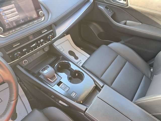 Used 2023 Nissan Rogue SV w/ SV Premium B Package FWD image 30