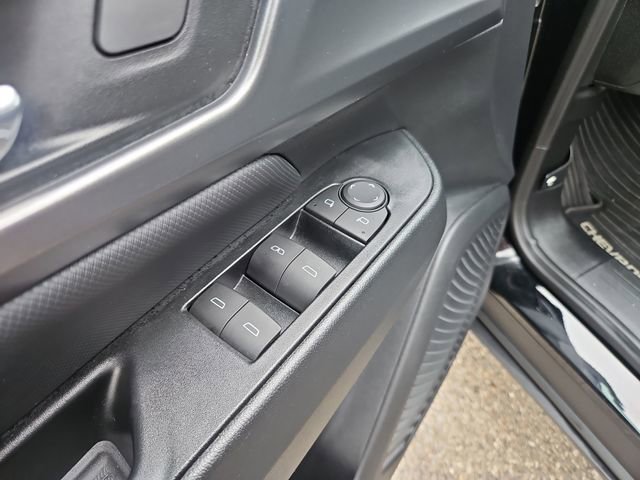 Used 2024 Chevrolet Equinox EV RS FWD image 11