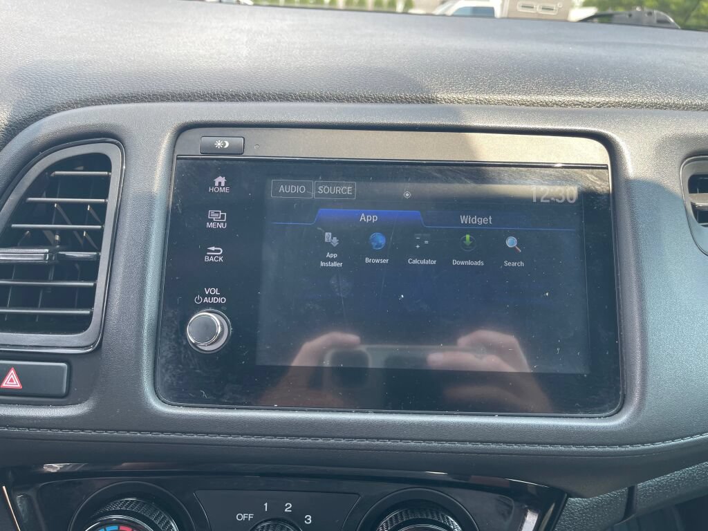 Used 2019 Honda HR-V Sport image 9