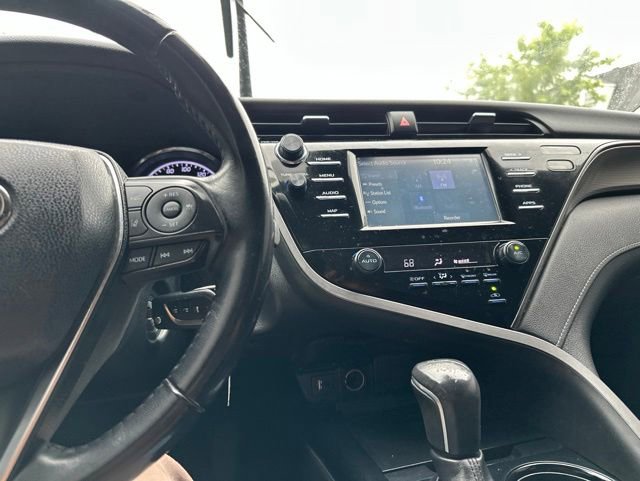 Used 2019 Toyota Camry SE FWD image 37