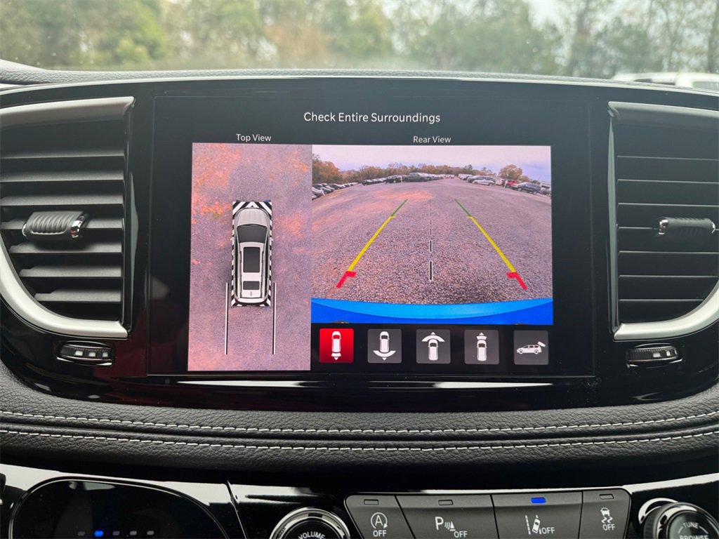 New 2026 Chrysler Pacifica Select image 32