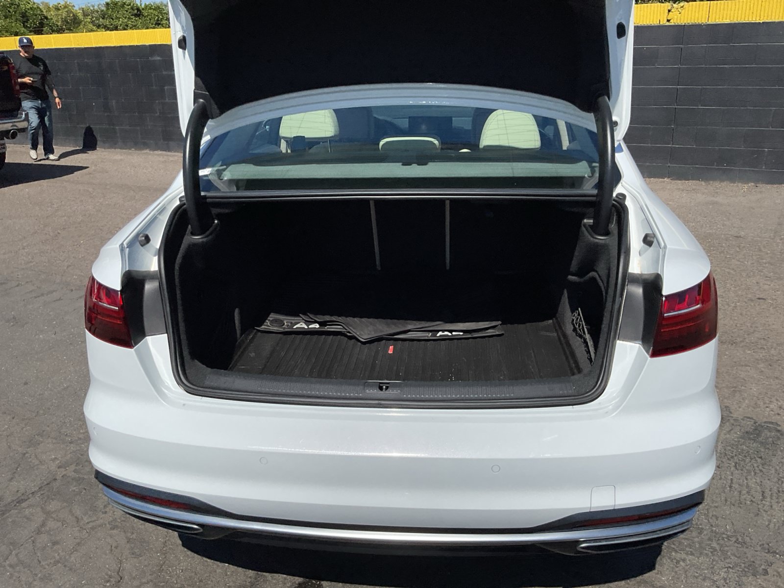Used 2020 Audi A4 2.0T Premium Plus w/ Premium Plus Package FWD image 26