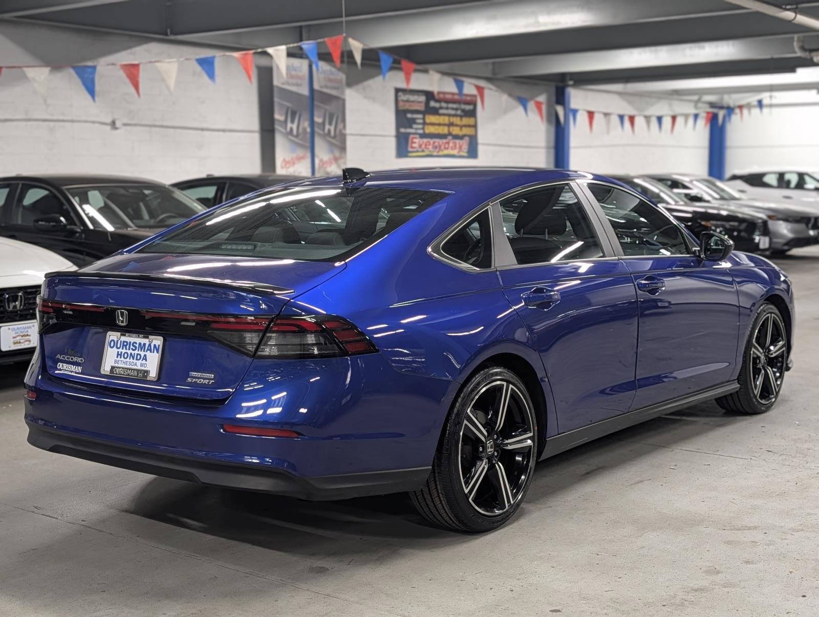 Used 2023 Honda Accord Sport image 6