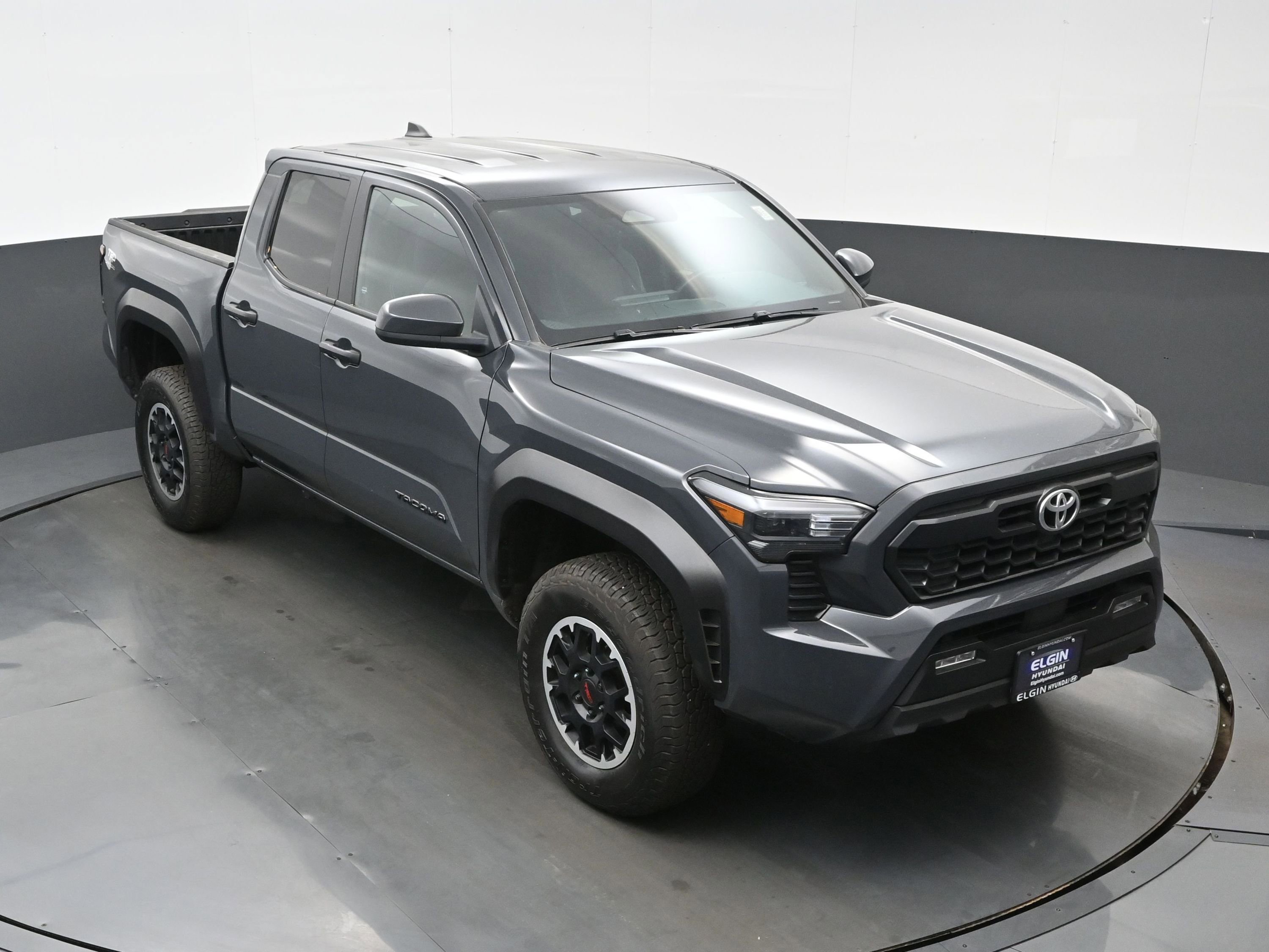 Used 2024 Toyota Tacoma TRD Off-Road image 40