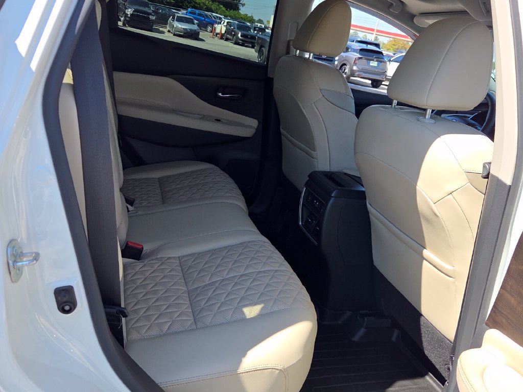 Used 2021 Nissan Murano Platinum w/ Cargo Package FWD image 14