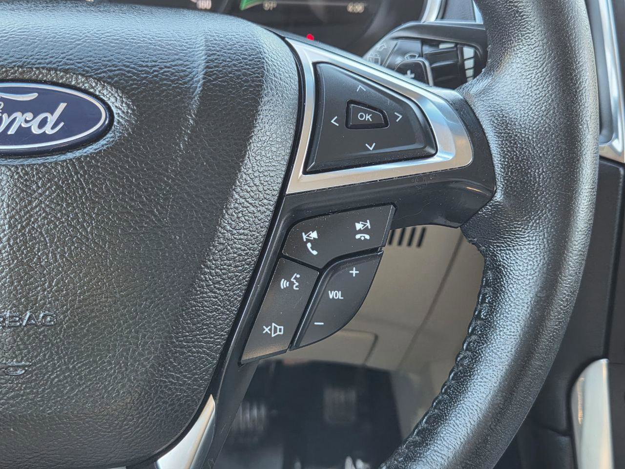 Used 2018 Ford Edge Titanium w/ Equipment Group 301A image 30