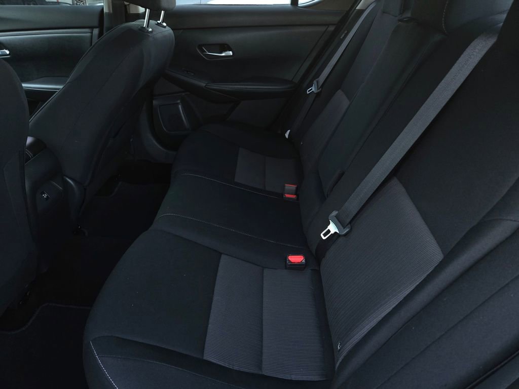 Used 2021 Nissan Sentra SV FWD image 12