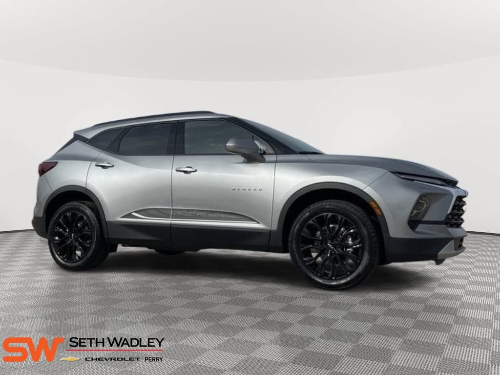 New 2026 Chevrolet Blazer LT w/ Convenience Package AWD/4WD image 1