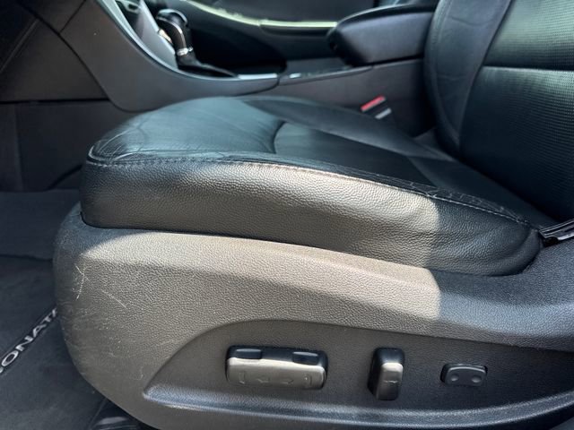 Used 2013 Hyundai Sonata Limited FWD image 14