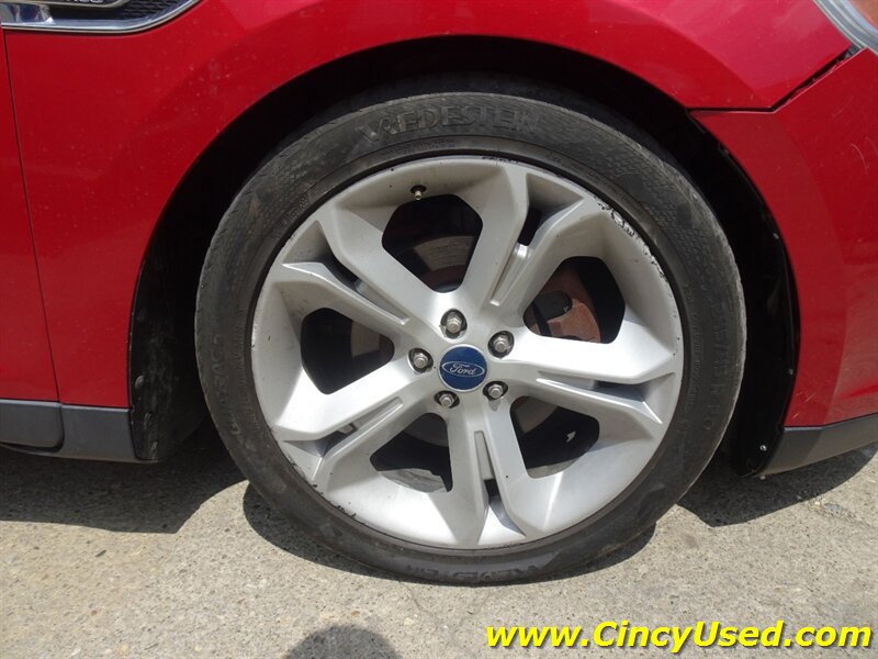 Used 2010 Ford Taurus SHO AWD/4WD image 31