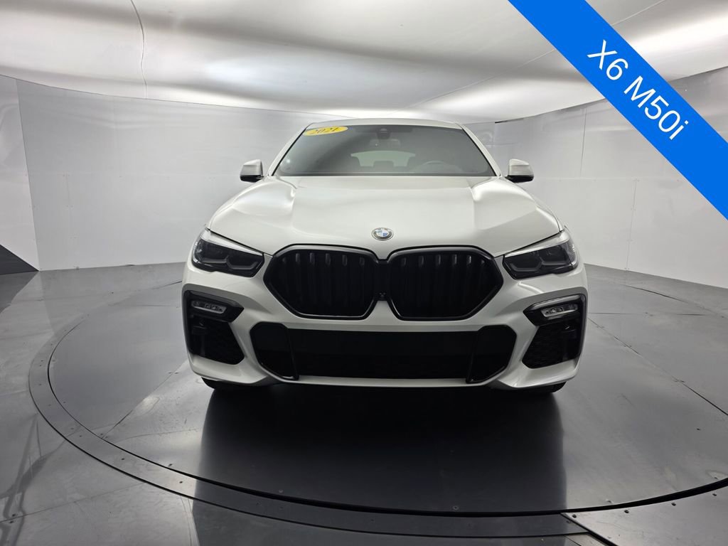 Used 2021 BMW X6 M50i w/ Premium Package image 2