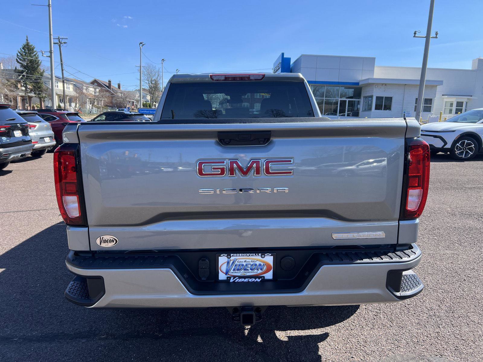 Used 2026 GMC Sierra 1500 Elevation image 6